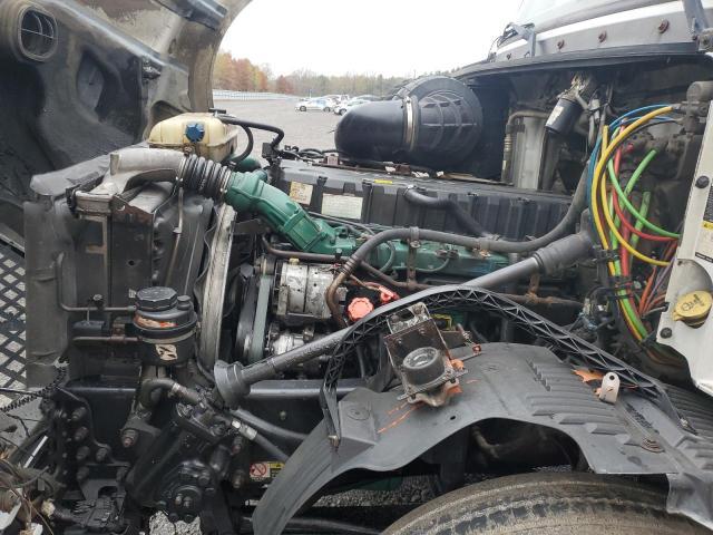 2008 Volvo VNL Dump Truck