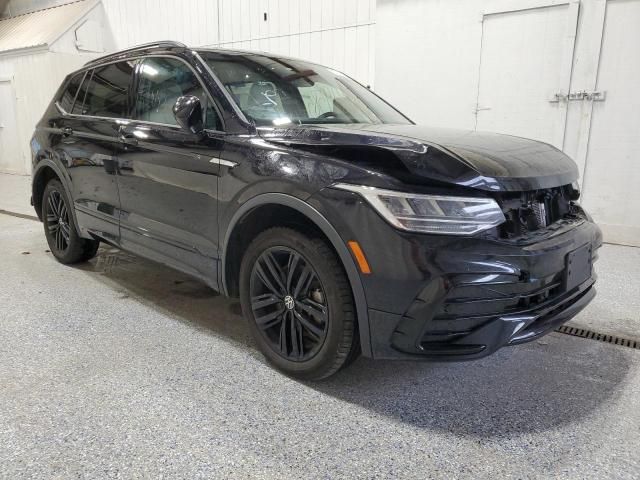 2022 Volkswagen Tiguan se R-line Black