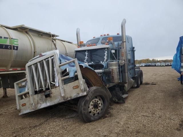 2017 Kenworth Construction W900