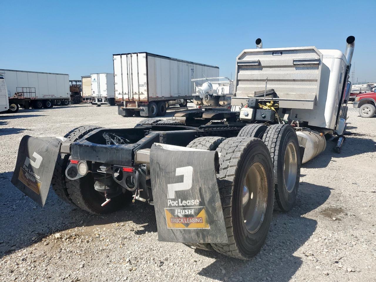 2026 Peterbilt 567 Semi Truck