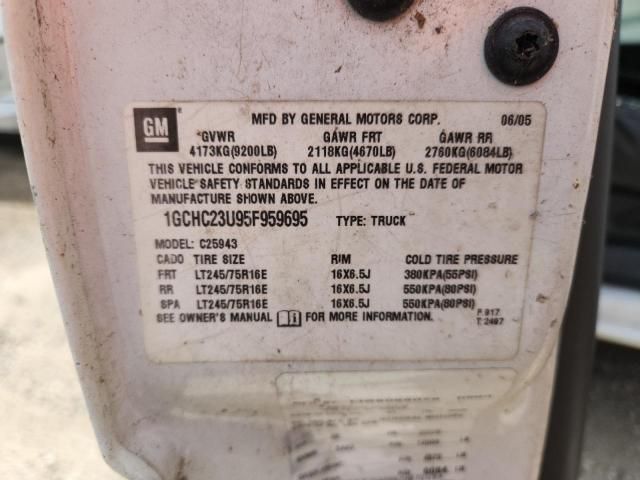 2005 Chevrolet Silverado C2500 Heavy Duty