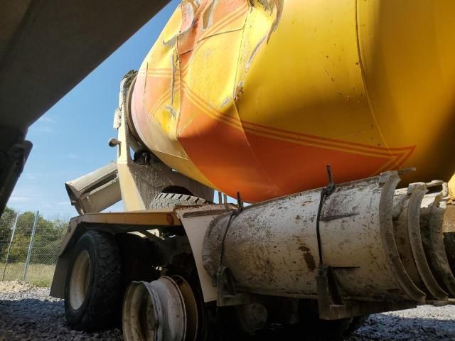 2000 Kenworth W900 Ready MIX Truck