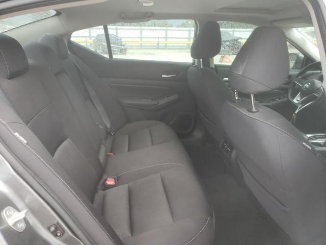 2019 Nissan Altima SV