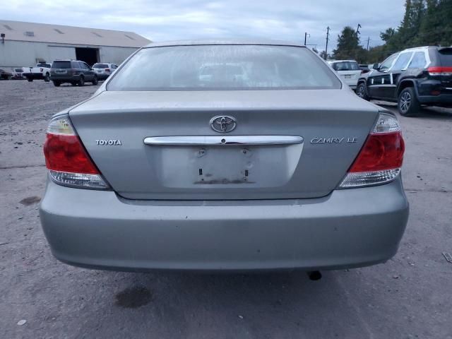 2005 Toyota Camry LE