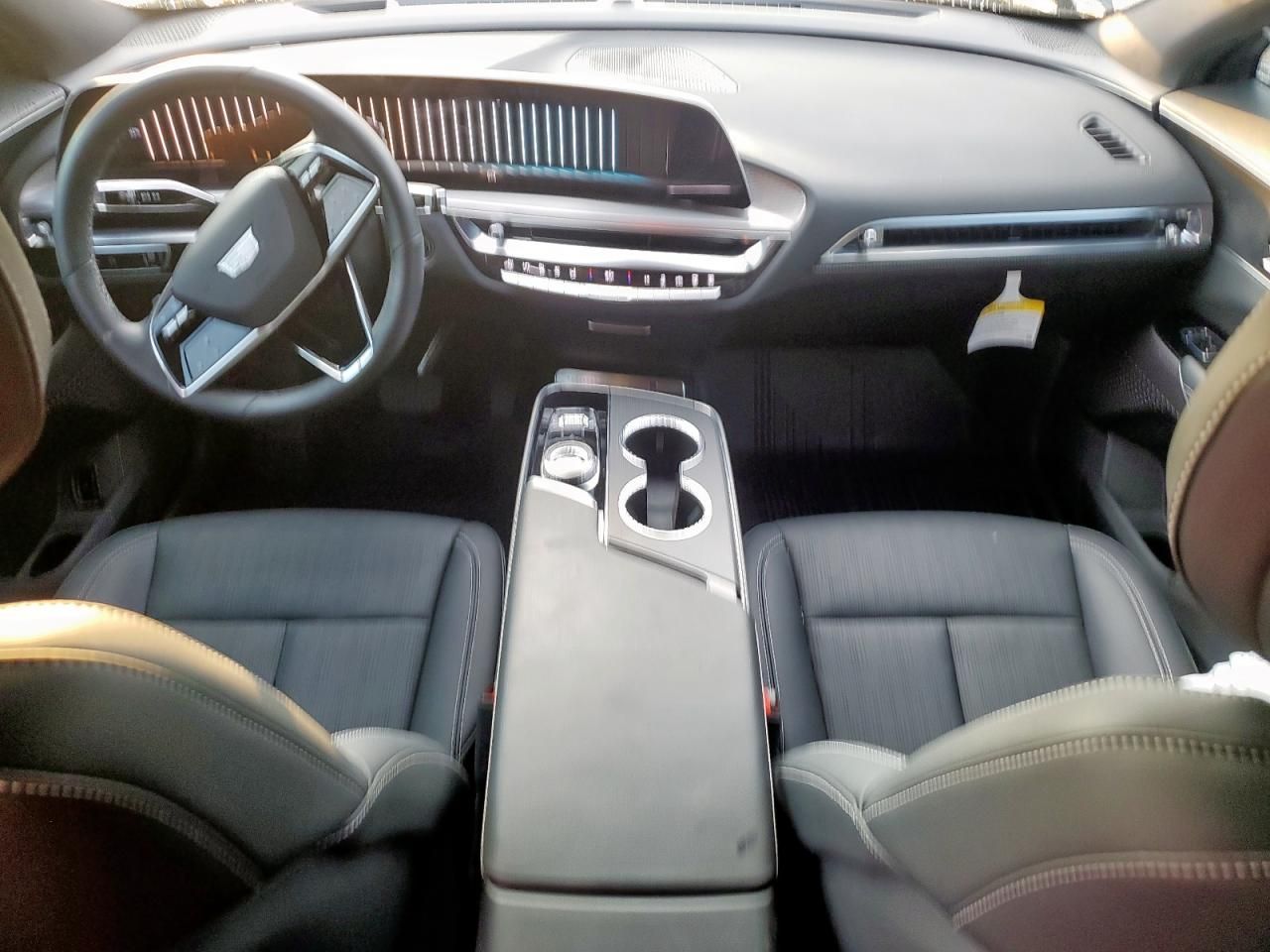 2025 Cadillac Lyriq Sport