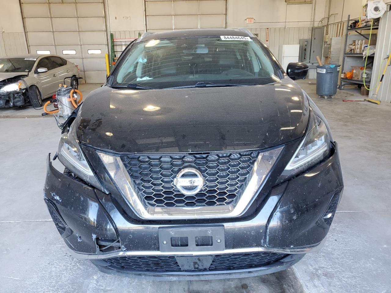 2019 Nissan Murano s