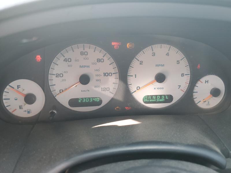 2004 Dodge Grand Caravan se