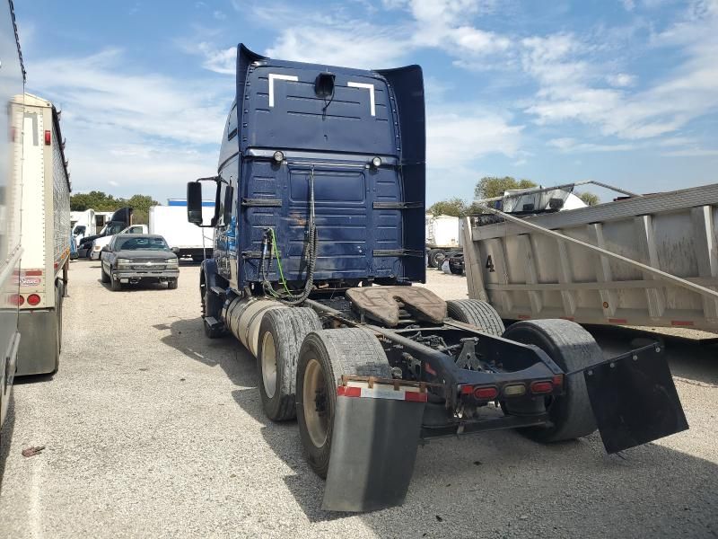 2013 Volvo VN VNM