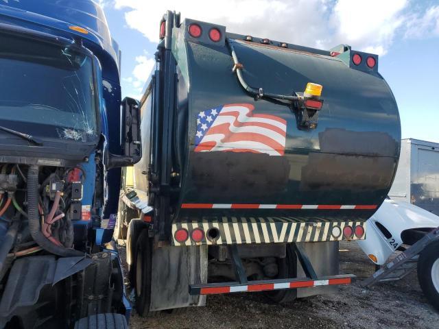 2003 Mack LE600 Refuse Truck
