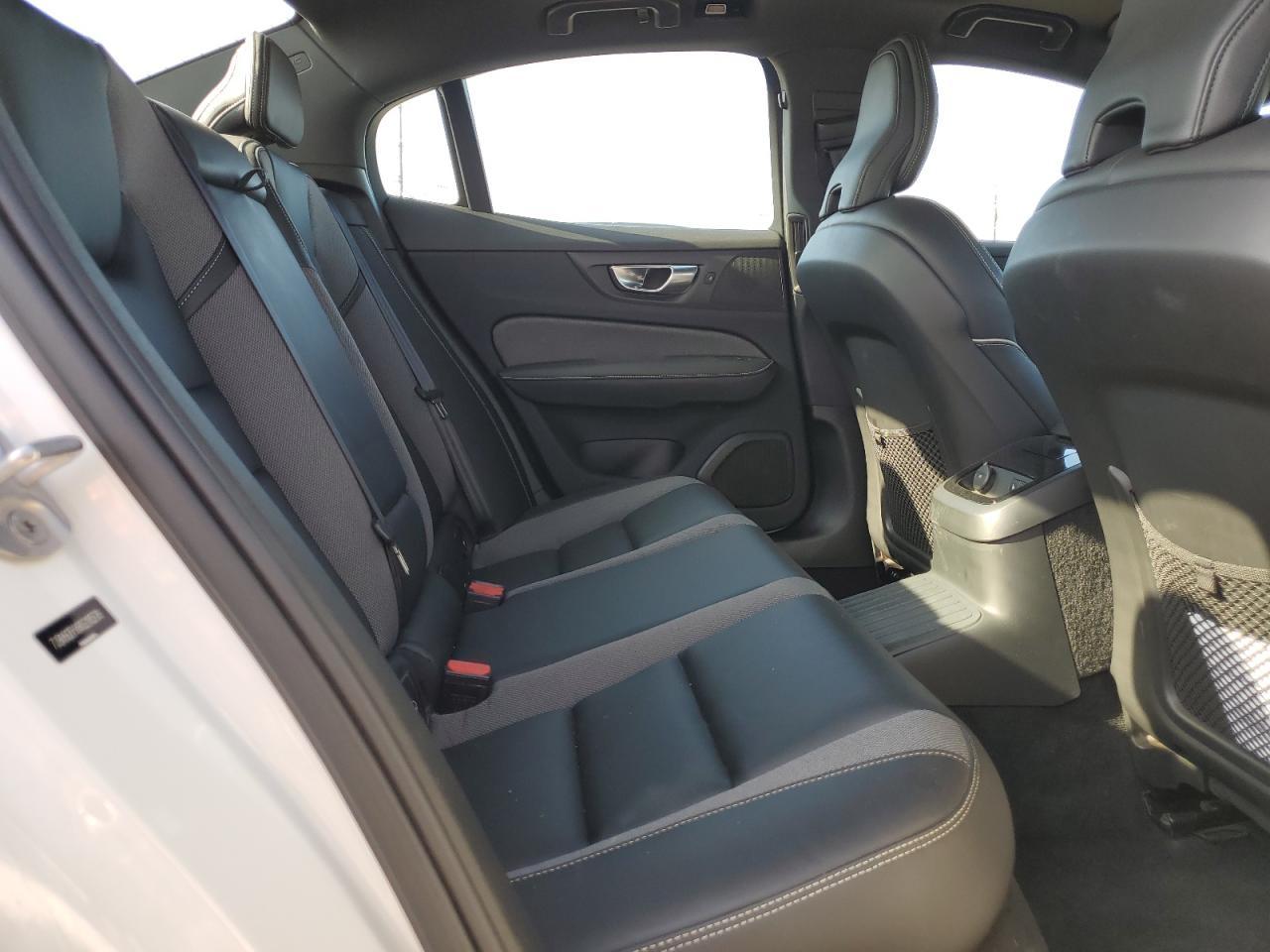 2024 Volvo S60 Plus