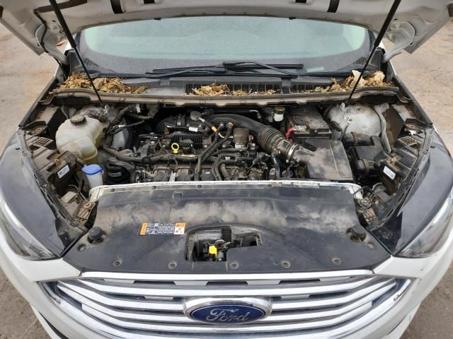 2020 Ford Edge SE