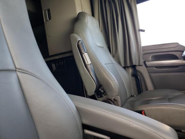 2019 Kenworth Construction T680