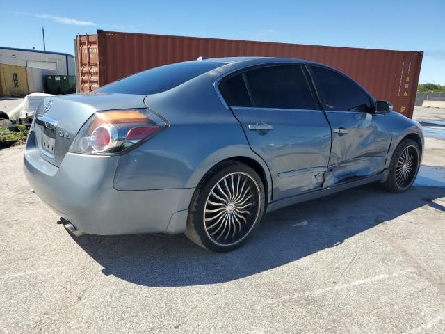 2011 Nissan Altima Base
