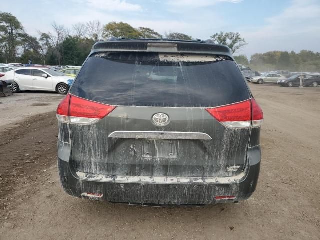 2011 Toyota Sienna xle