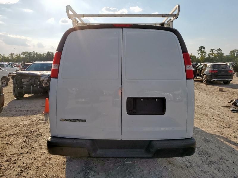 2023 Chevrolet Express G2500