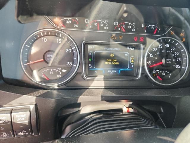 2020 International LT625 Semi Truck
