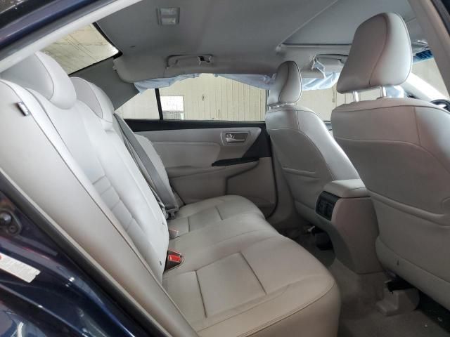 2017 Toyota Camry Hybrid