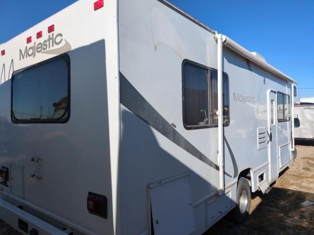 2004 Ford Econoline E450 Super Duty Cutaway Van