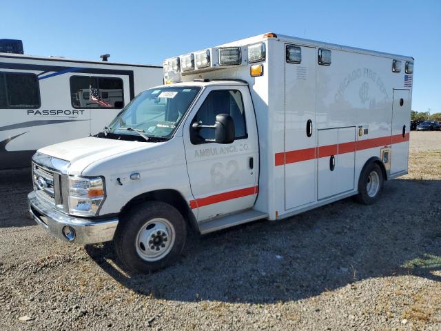 2016 Ford Econoline E450 Super Duty Cutaway Van
