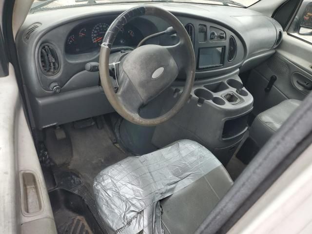 2003 Ford Econoline E150 Van