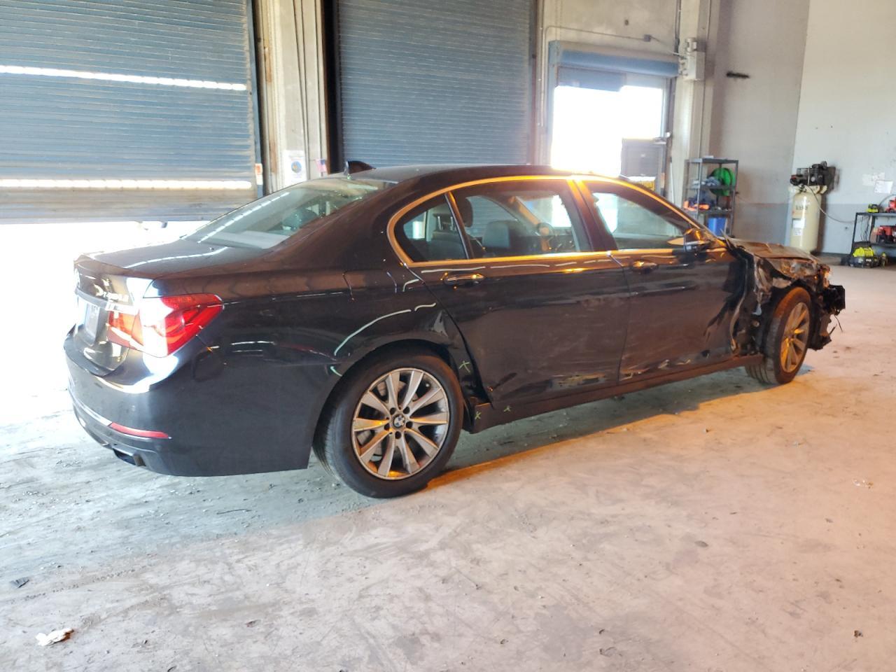 2013 BMW 740 lxi