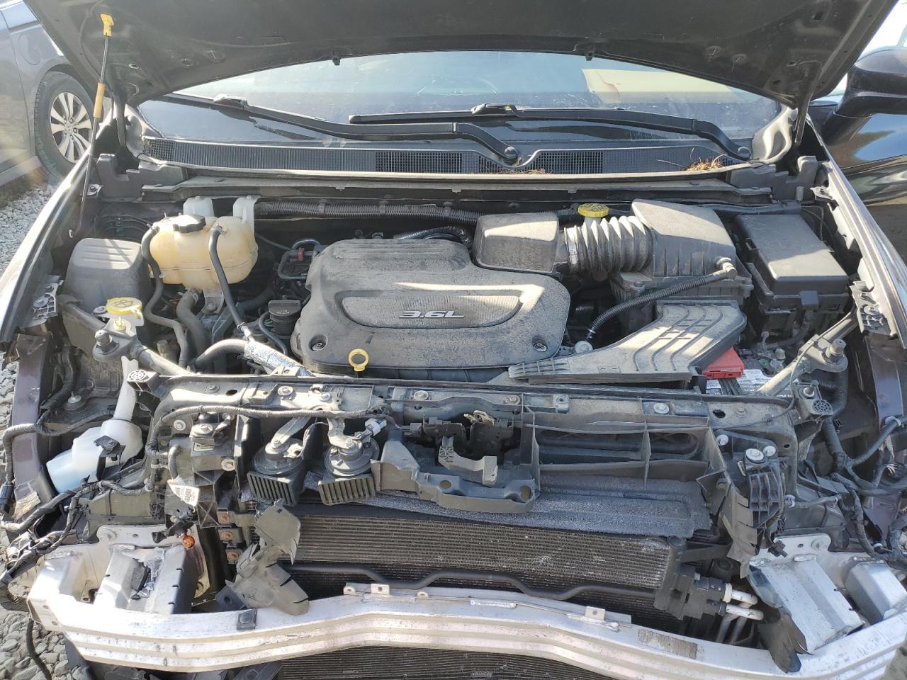 2017 Chrysler Pacifica Touring l