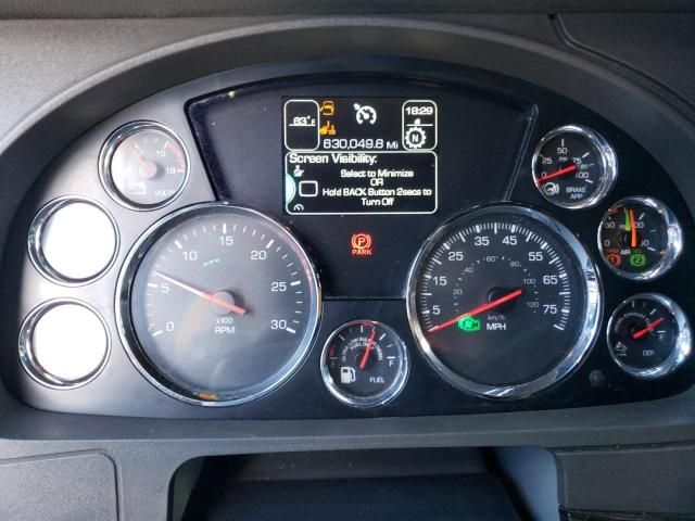 2018 Kenworth T680 Semi Truck