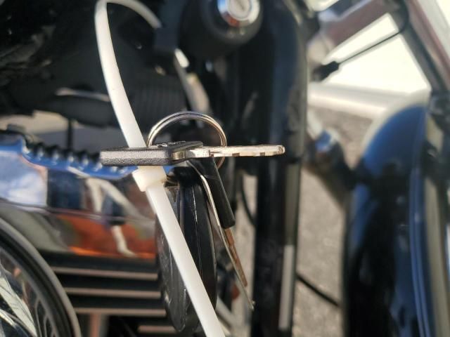 2007 Harley-Davidson XL1200 C