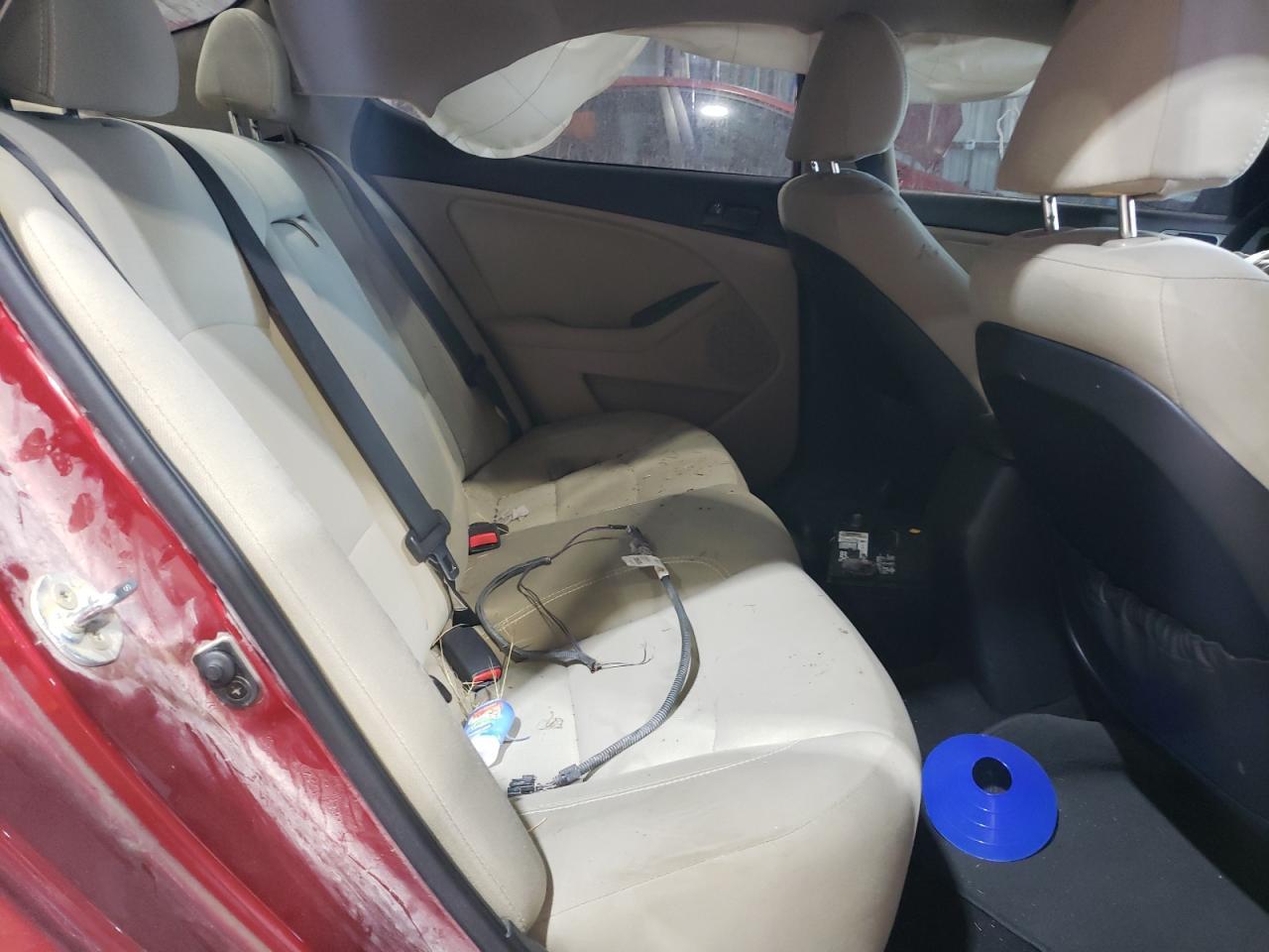 2012 KIA Optima lx