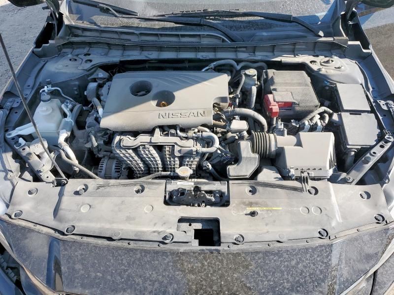 2020 Nissan Altima SR