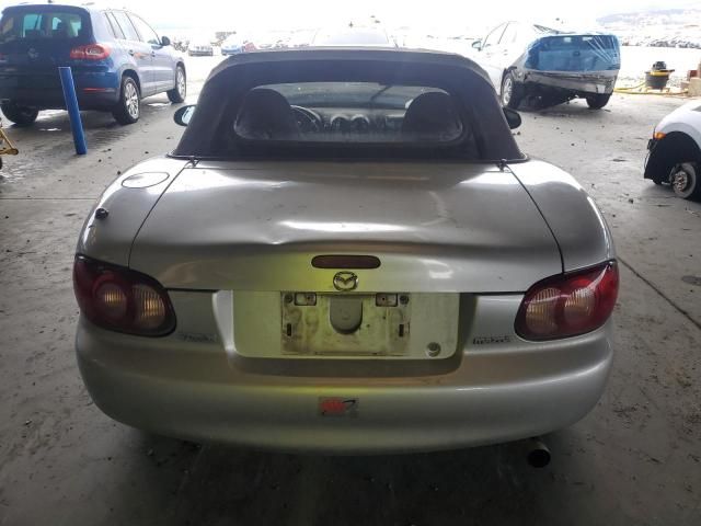 2005 Mazda MX-5 Miata Base