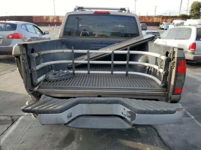 2001 Nissan Frontier Crew Cab XE