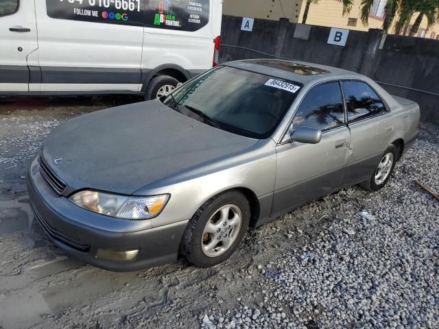 2000 Lexus ES 300