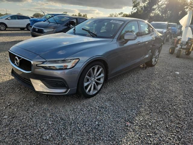 2020 Volvo S60 T5 Momentum