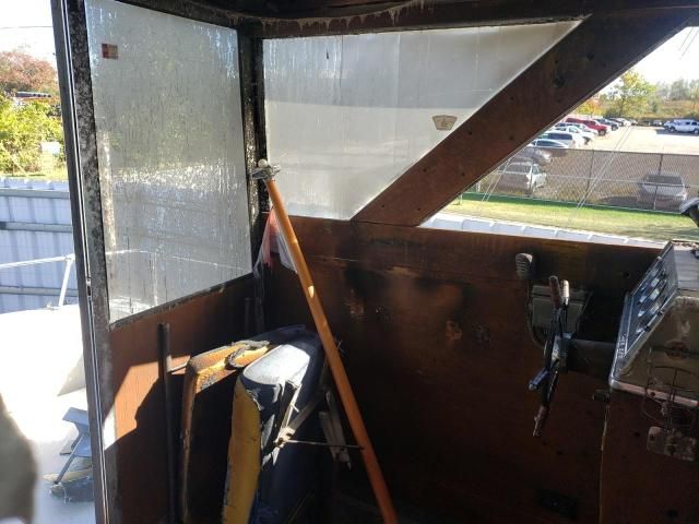 1968 Chris Craft Boat