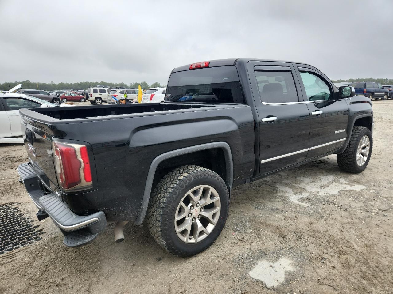 2018 GMC Sierra K1500 SLT