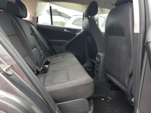 2015 Volkswagen Tiguan S
