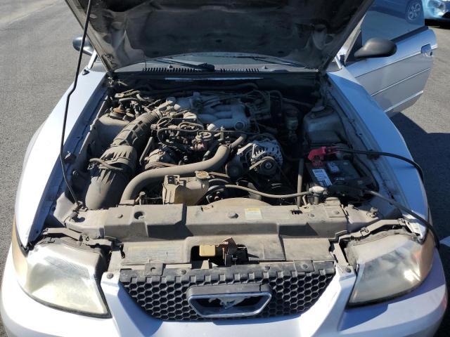 2003 Ford Mustang