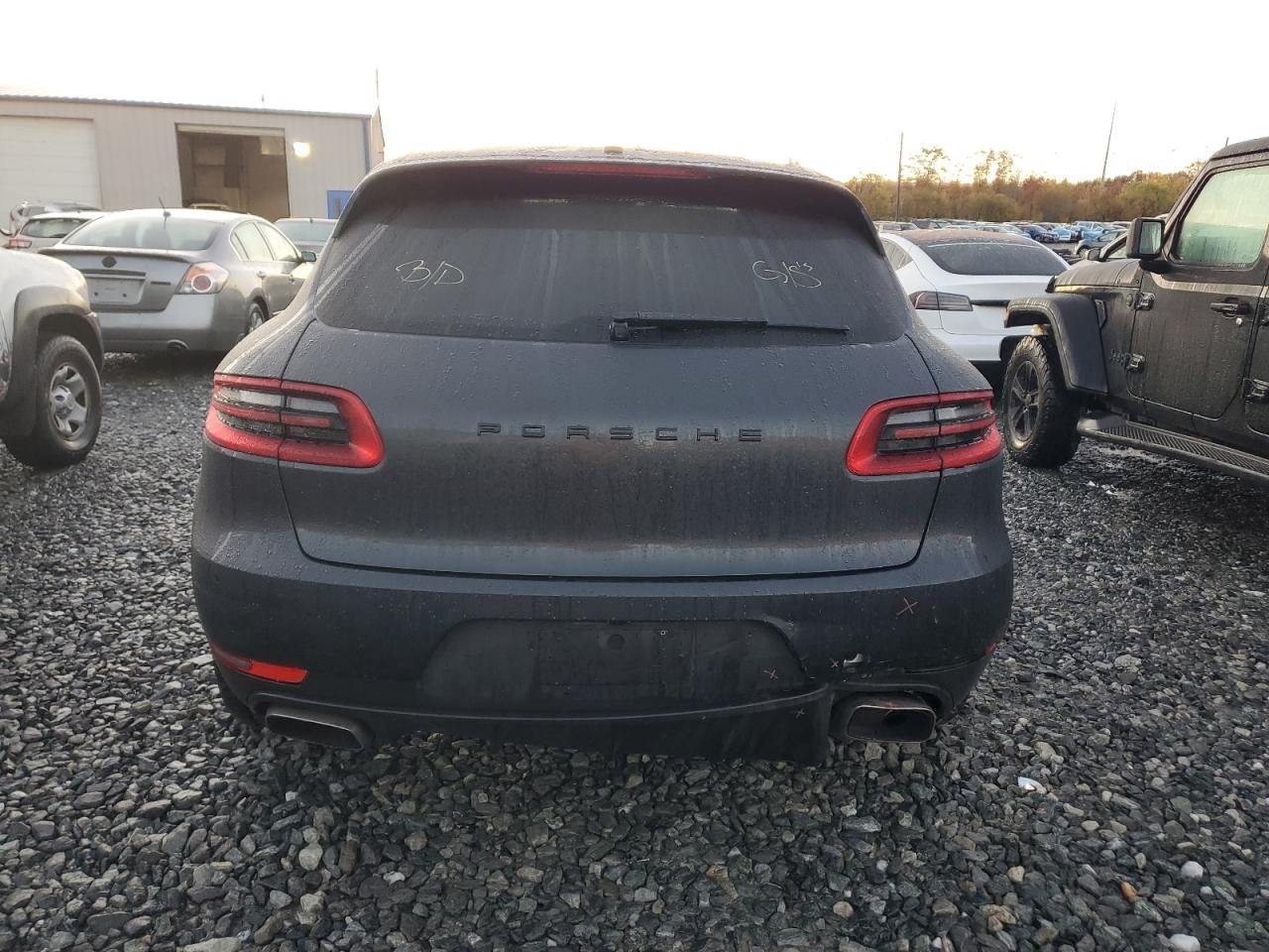 2017 Porsche Macan