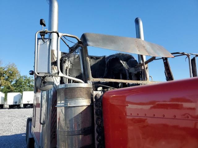 2014 Peterbilt Tractor 2014 Peterbilt 389 Semi Truck