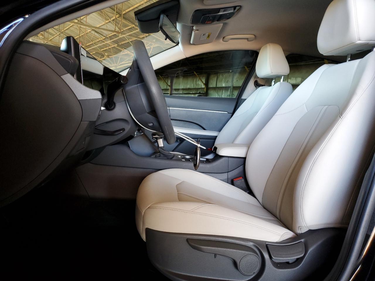 2025 Hyundai Sonata se
