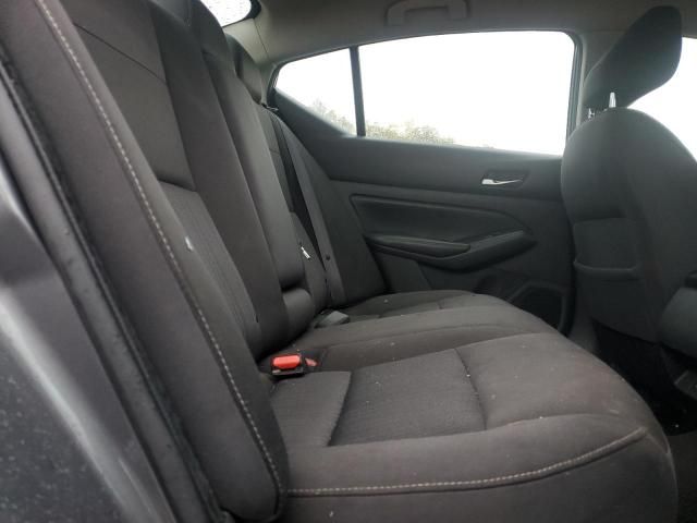 2019 Nissan Altima s