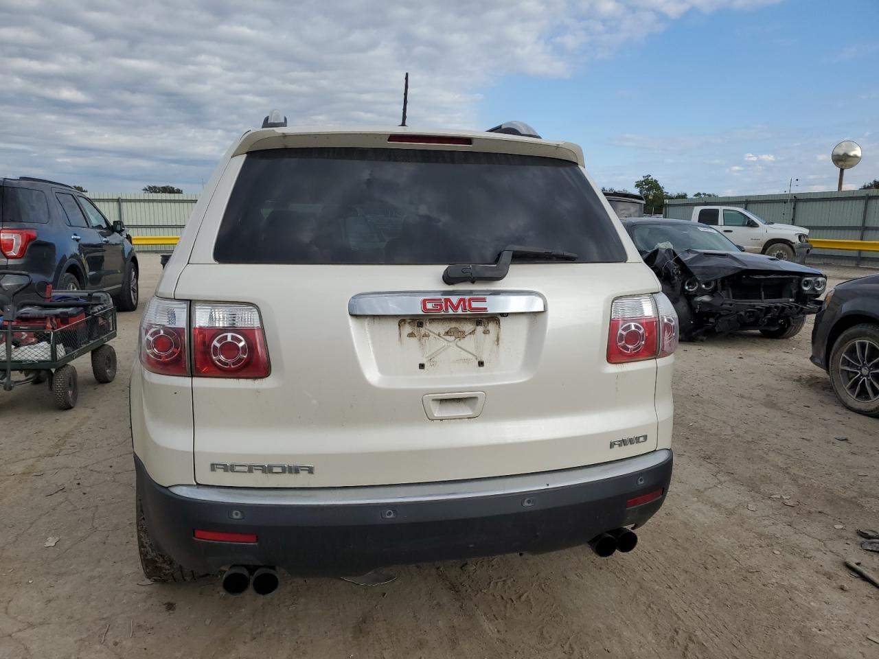2009 GMC Acadia Slt-2