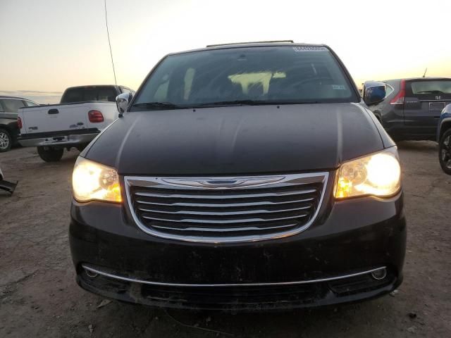 2015 Chrysler Town & Country Touring L