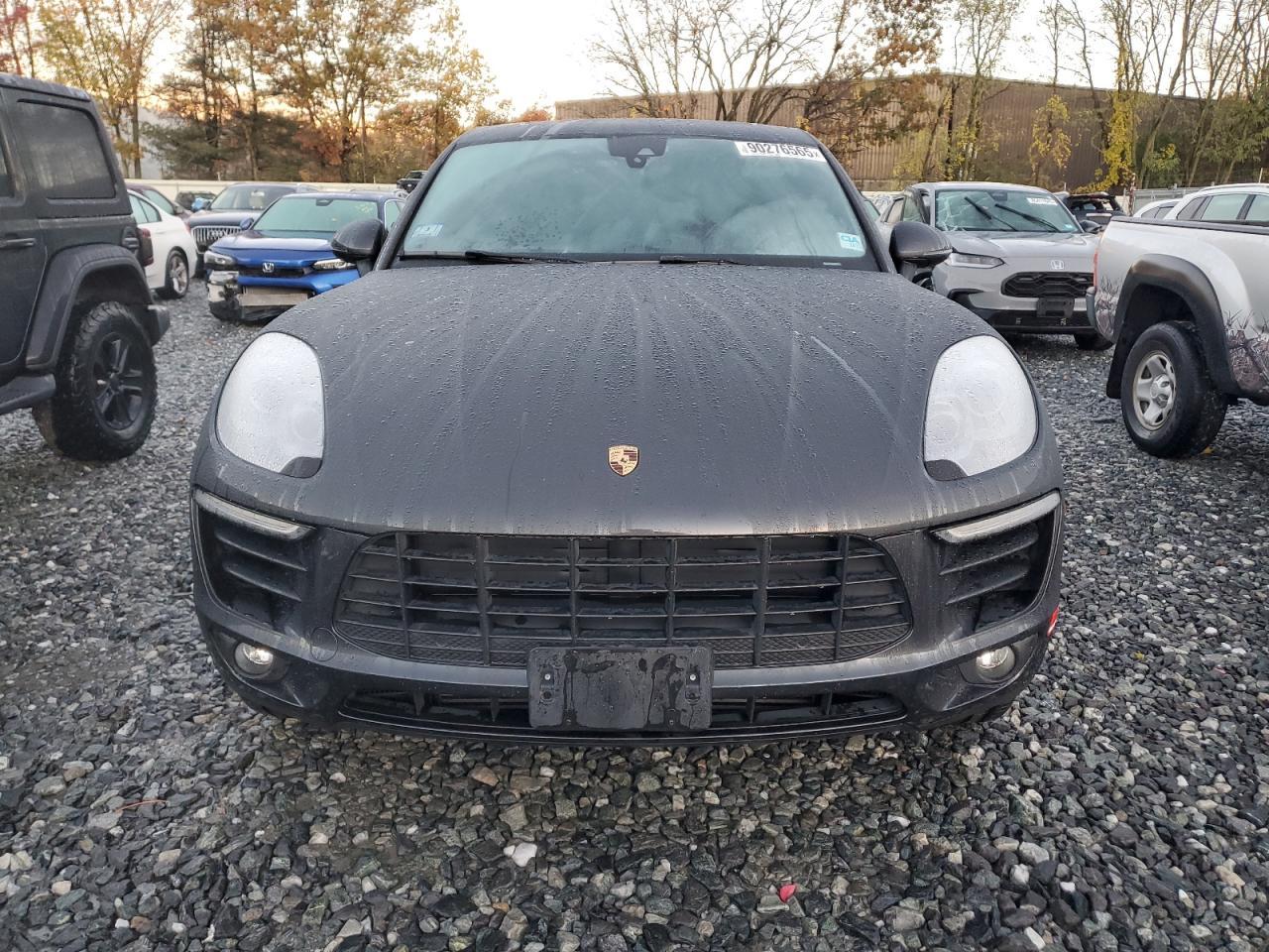 2017 Porsche Macan