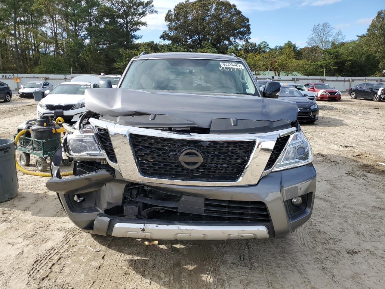 2018 Nissan Armada sv