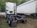 2015 Volvo VNL Semi Truck