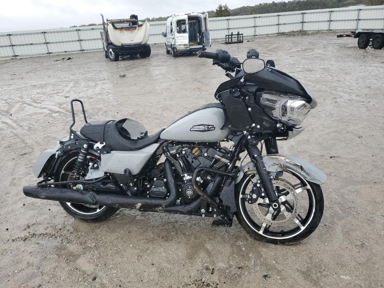 2025 Harley-Davidson FLT