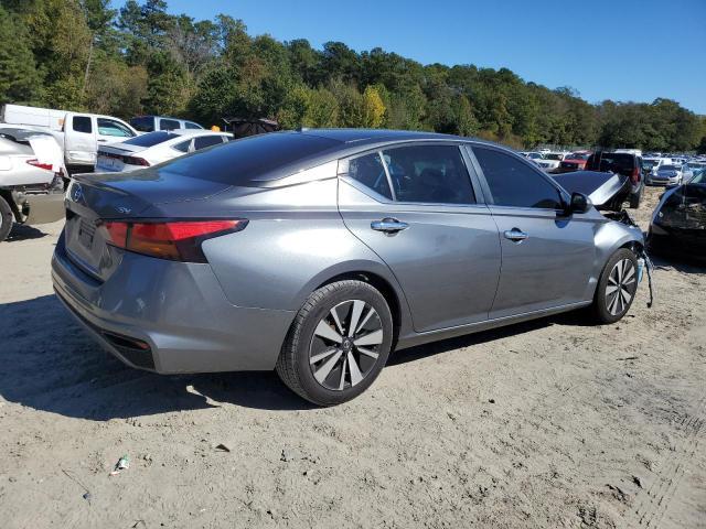 2022 Nissan Altima sv
