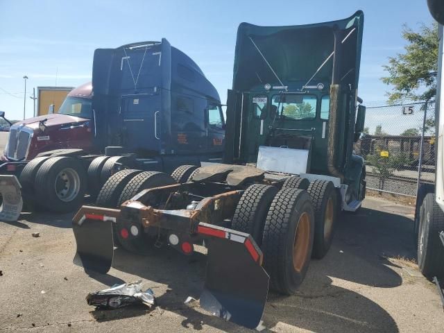 2014 Peterbilt 579 Semi Truck